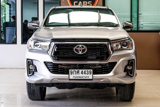 2020 TOYOTA Hilux