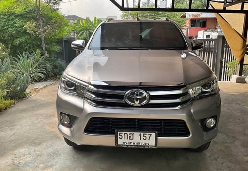 2017 TOYOTA Hilux