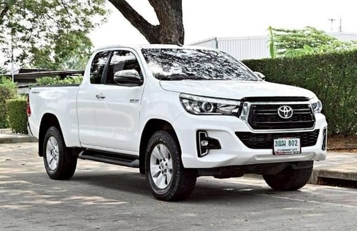 2019 TOYOTA Hilux