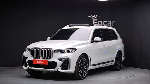 2021 BMW X7