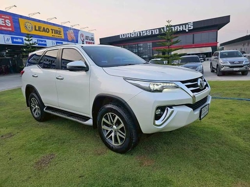 2019 TOYOTA Fortuner