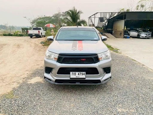 2017 TOYOTA Hilux