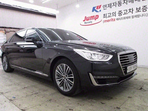 2018 Genesis EQ900