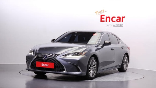 2020 LEXUS ES
