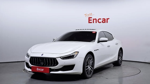 2018 Maserati Ghibli