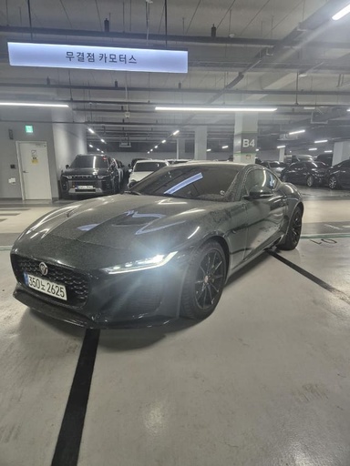 2021 JAGUAR F type