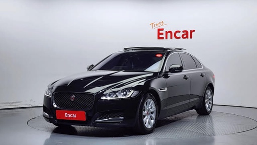 2017 JAGUAR XF