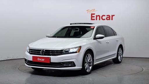 2018 VOLKSWAGEN Passat, 