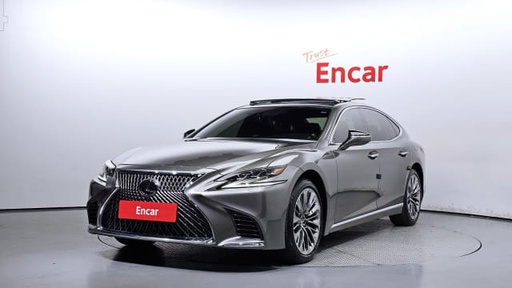 2019 LEXUS LS