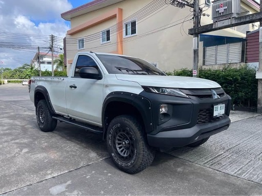 2021 MITSUBISHI Triton