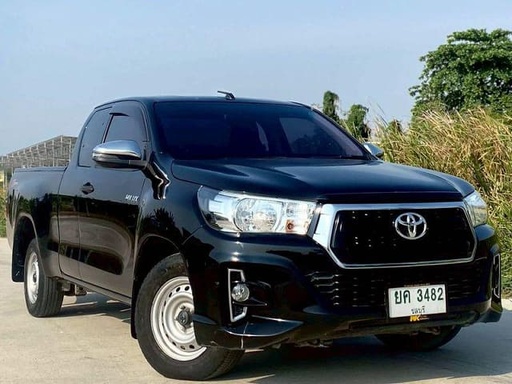 2020 TOYOTA Hilux