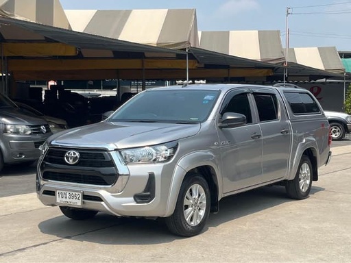 2020 TOYOTA Hilux