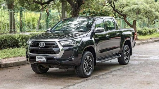 2021 TOYOTA Hilux