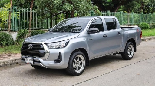2022 TOYOTA Hilux