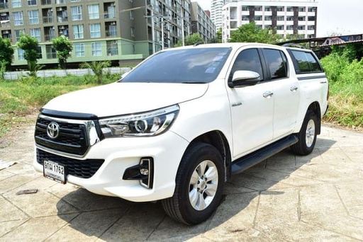 2020 TOYOTA Hilux, 