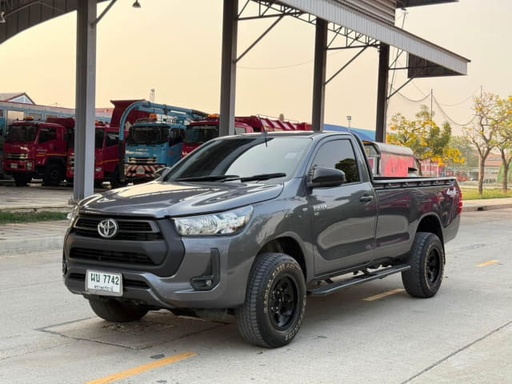 2023 TOYOTA Hilux, 