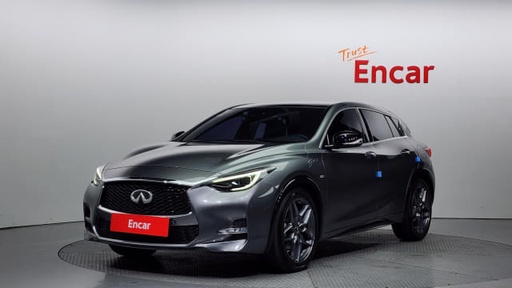 2018 Infiniti Q30, 