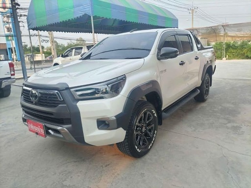 2022 TOYOTA Hilux