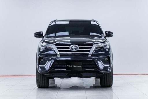 2018 TOYOTA Fortuner