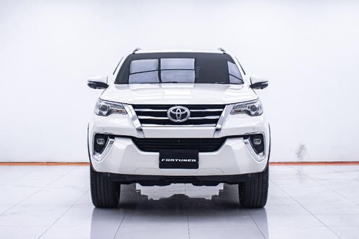 2018 TOYOTA Fortuner