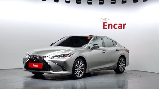 2021 LEXUS ES