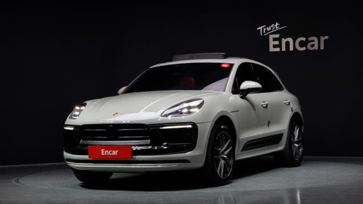 2022 Porsche MACAN