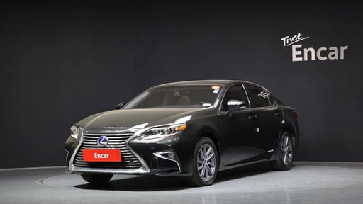 2018 LEXUS ES