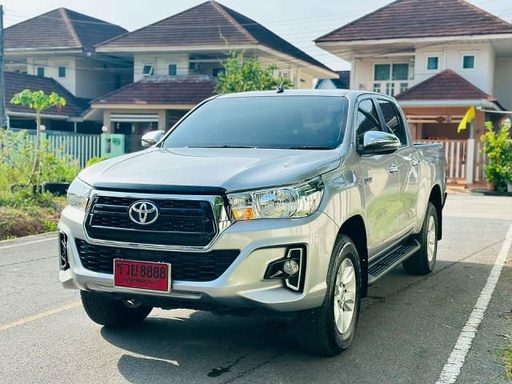 2019 TOYOTA Hilux
