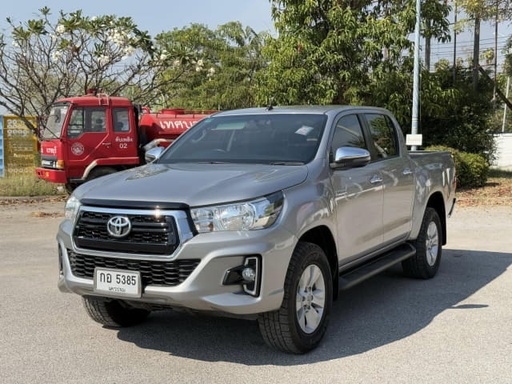 2019 TOYOTA Hilux