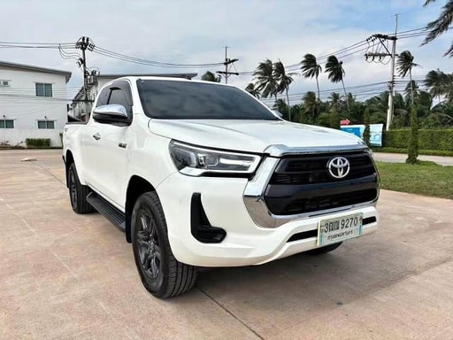 2021 TOYOTA Hilux