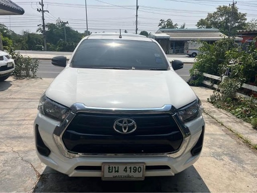 2022 TOYOTA Hilux