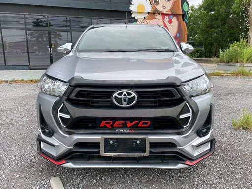 2020 TOYOTA Hilux