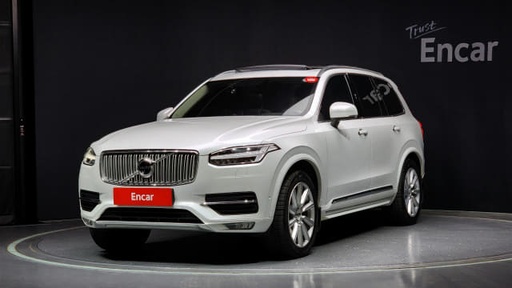 2017 VOLVO XC90