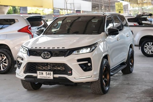 2021 TOYOTA Fortuner