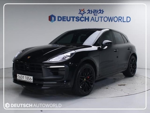 2023 Porsche MACAN
