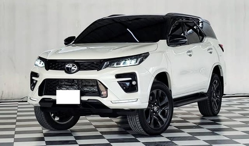 2023 TOYOTA Fortuner