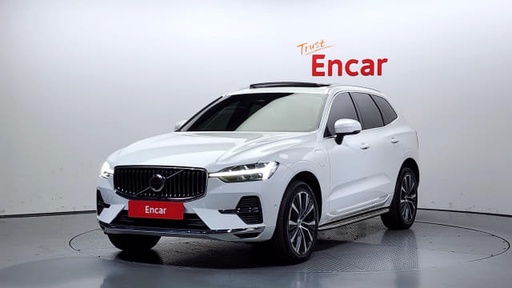 2022 VOLVO XC60