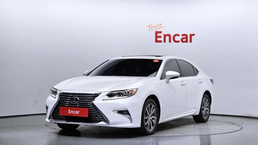 2018 LEXUS ES