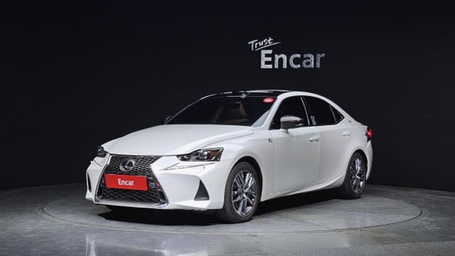 2017 LEXUS IS