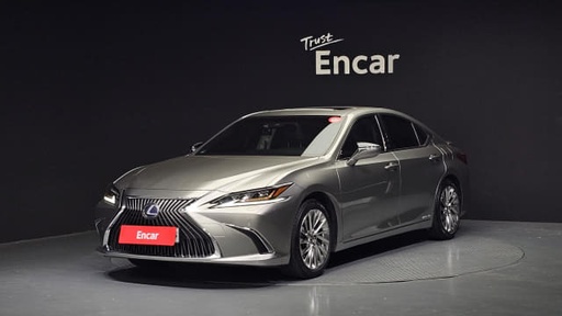 2020 LEXUS ES