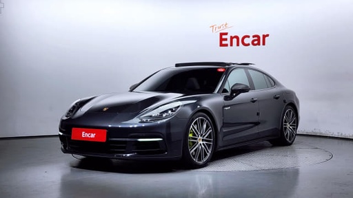 2018 Porsche Panamera