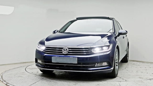 2018 VOLKSWAGEN Passat