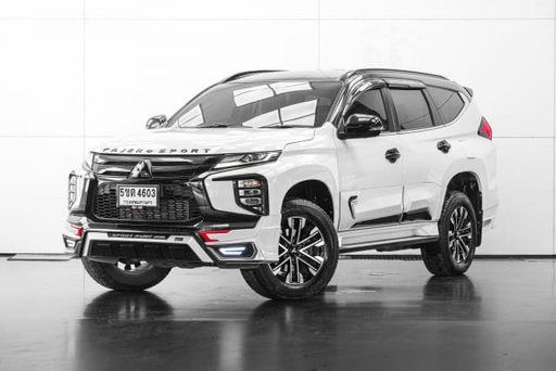 2023 MITSUBISHI Pajero
