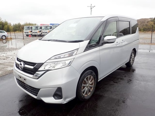 2018 NISSAN Serena