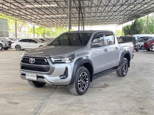 2021 TOYOTA Hilux