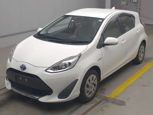 2020 TOYOTA Aqua