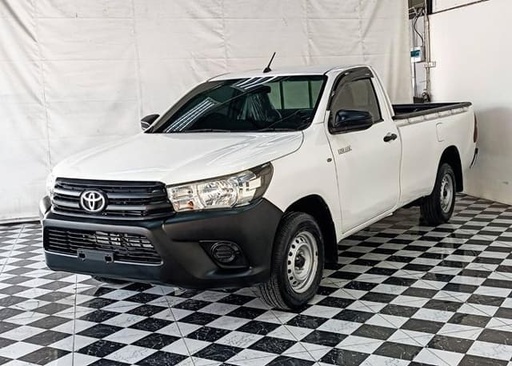 2018 TOYOTA Hilux
