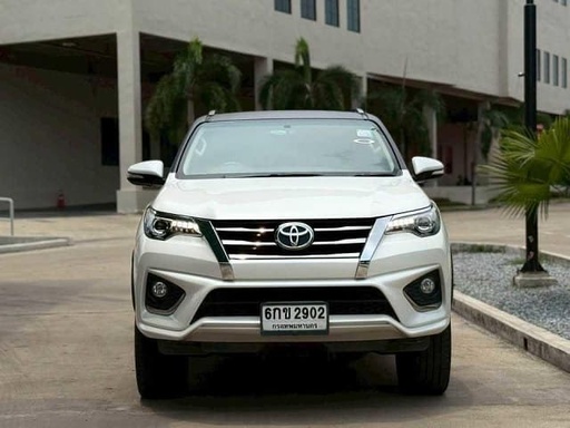 2017 TOYOTA Fortuner, 