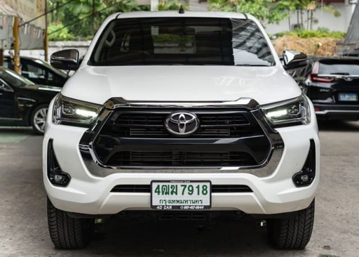 2020 TOYOTA Hilux
