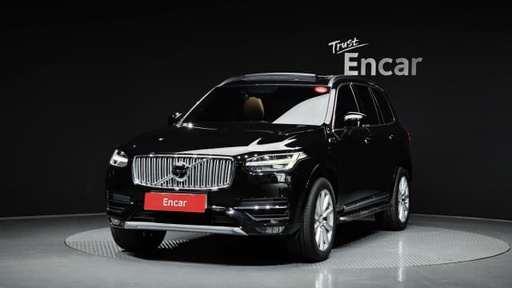 2018 VOLVO XC90